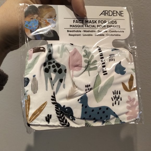 NWT LOT 5 Kids Reusable Masks Children mask printed 2 layers %100 Cotton inside - Picture 4 of 16